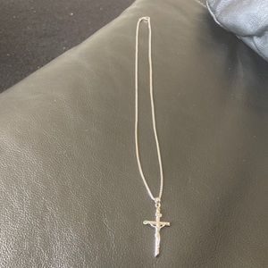White Gold pendant & necklace